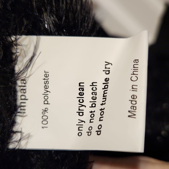 Aparalel Impala fuzzy sweater with silvery shiny fabric in the weave. - Picture 2 of 3